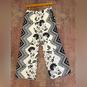 Anthropologie crop flowy wide leg pull on pants floral geometric print small